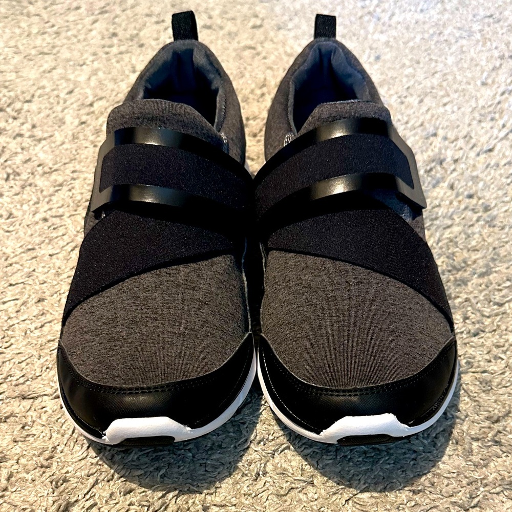 Vionic 336 Darcy Slip On Comfort Walking Shoes Black Gray Women's Size 9
